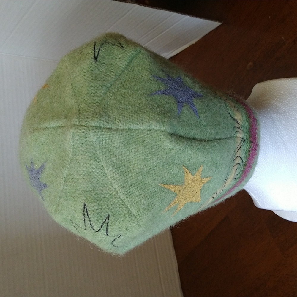 VGUC. Iceland's woman Celeste hat. - Picture 3 of 9